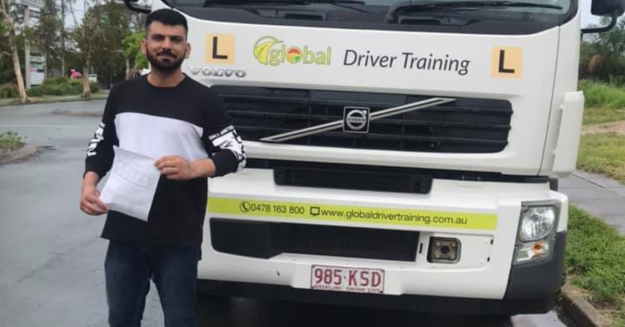 What Is the Minimum Age to Drive a Truck in Australia